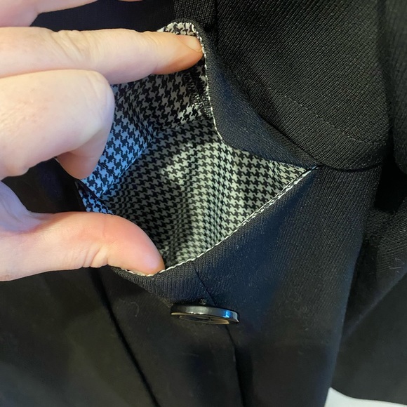 Portmans Size 10 Black Lined Coat - Picture 4 of 6